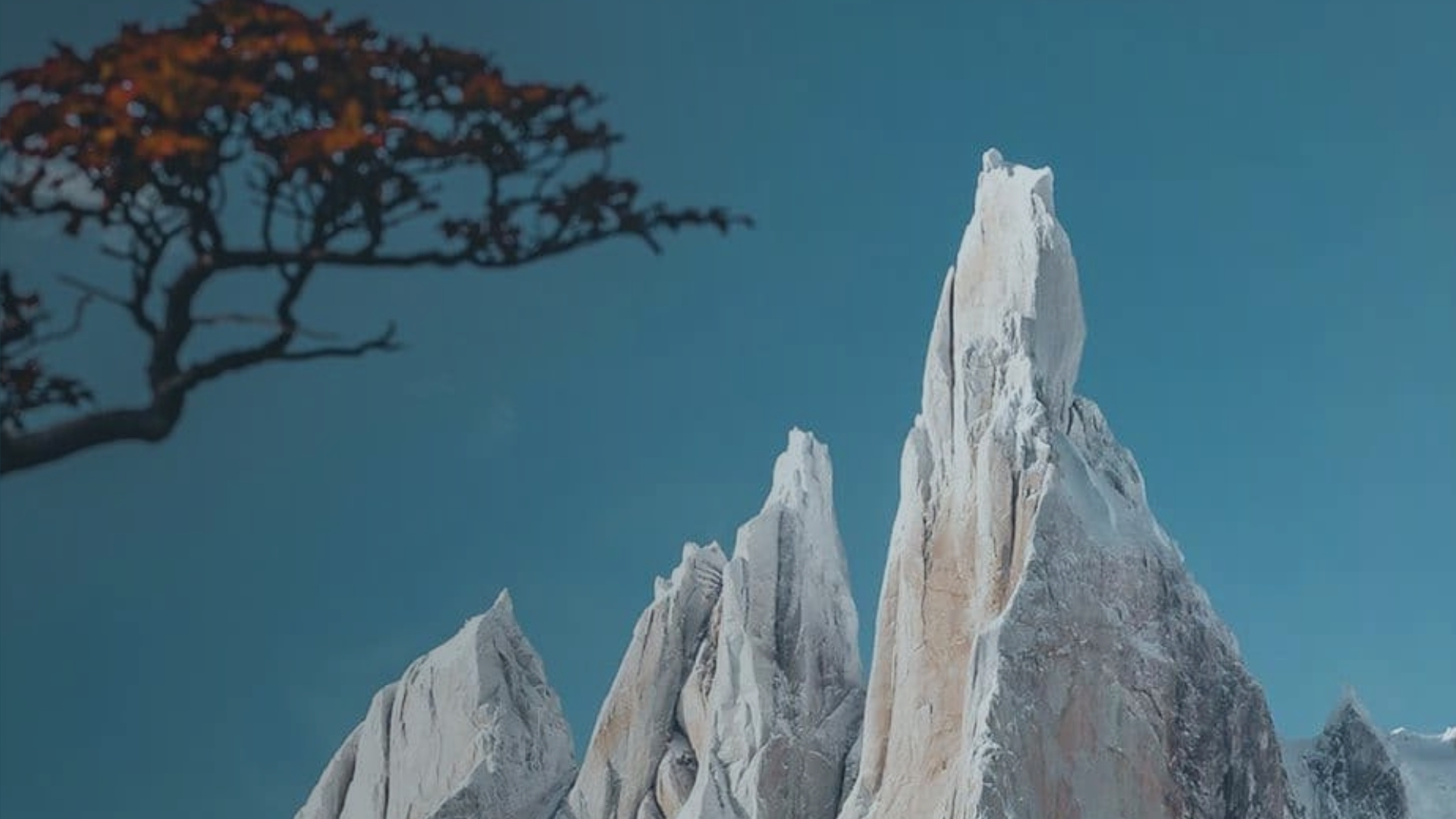 Cerro Torre y glaciares en la Patagonia chilena, extremo sur de Chile